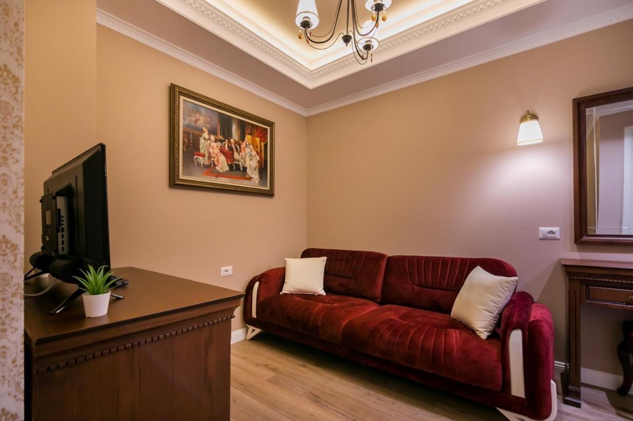 Legacy Boutique Hotel Korça Kültér fotó