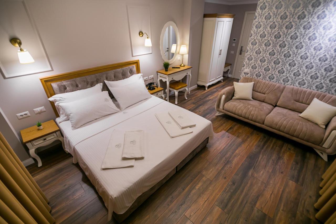 Legacy Boutique Hotel Korça Kültér fotó
